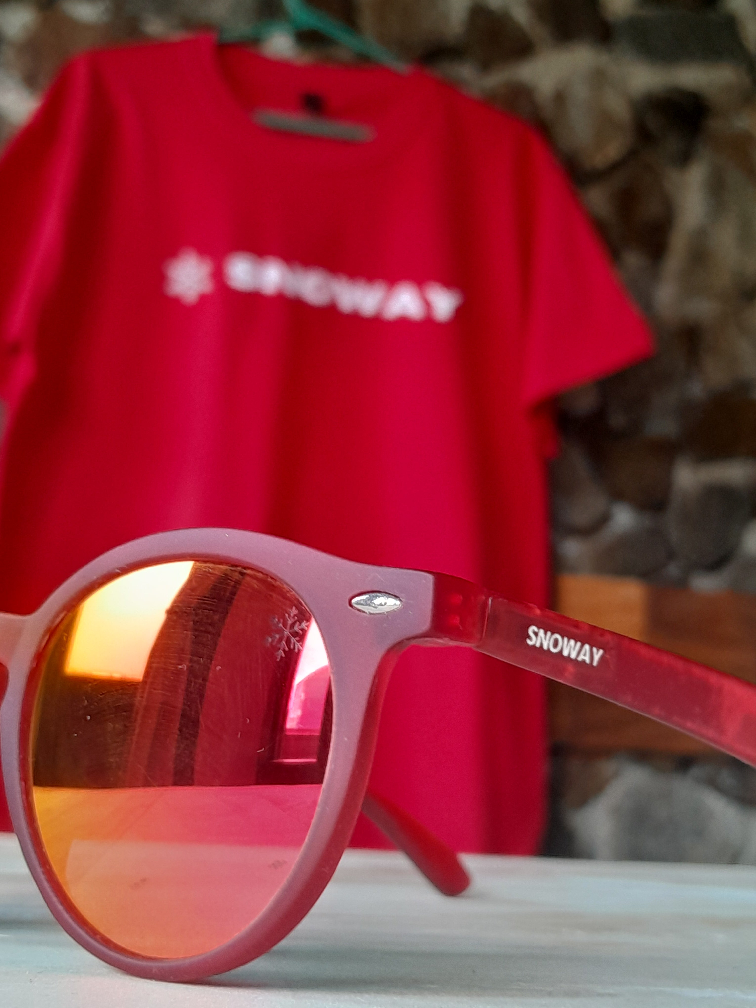 Gafa+Remera snoway promo